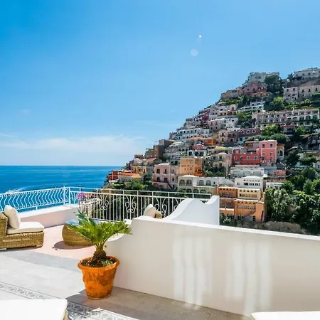 Punta Re Konukevi Positano