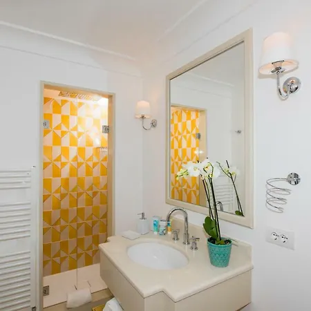 Punta Re بوسيتانو